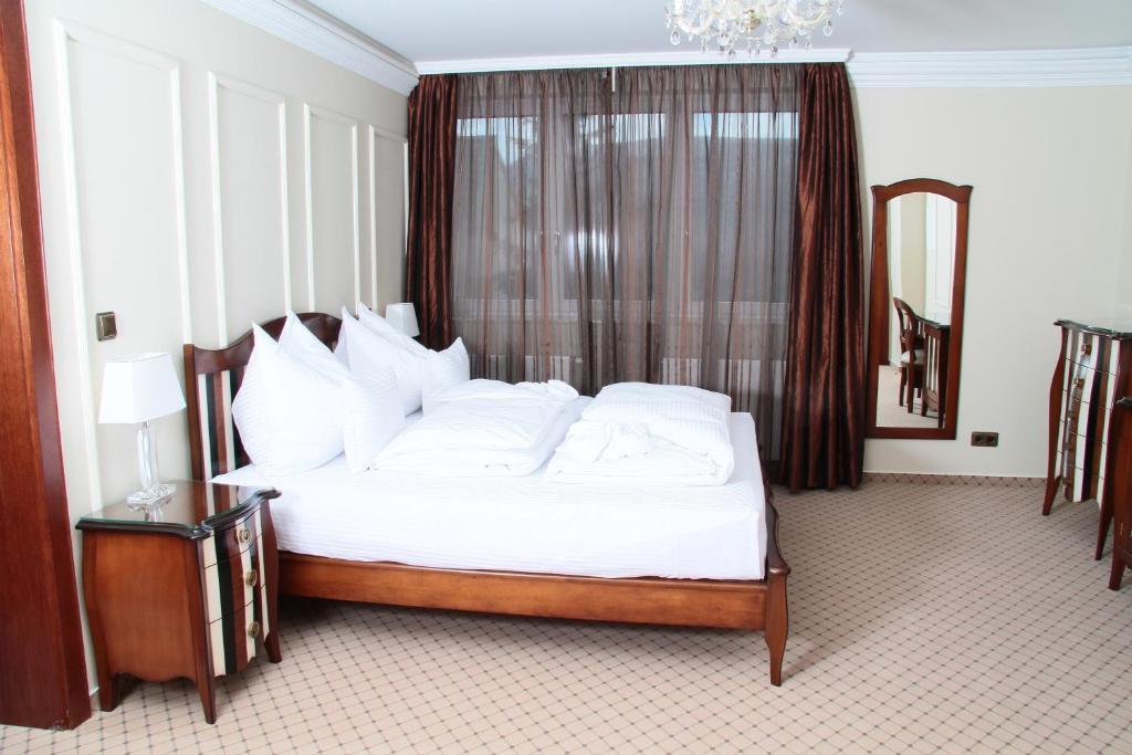 Hotel Zum Heiligen Geist Mariazell Room photo